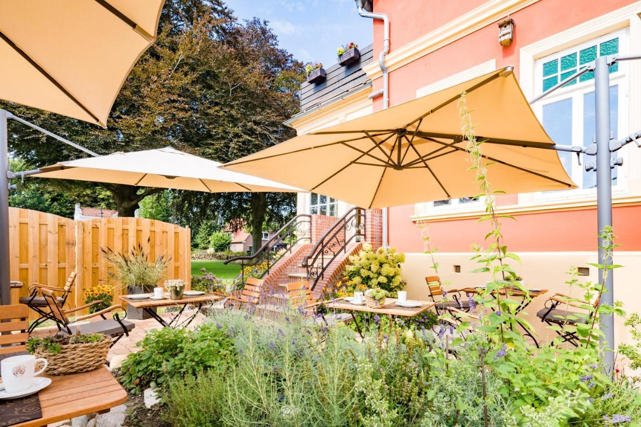 Parkhotel Jever Kültér fotó